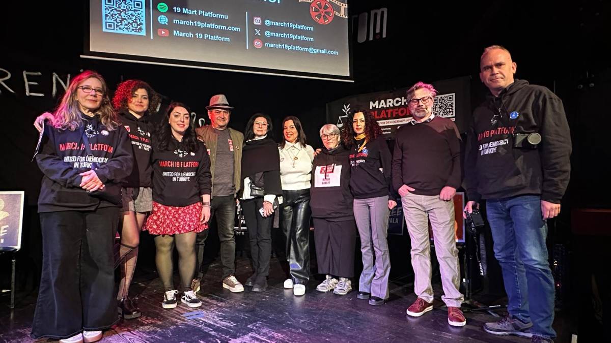 New York’ta ‘Yalnız Değilsiniz’ protestosu