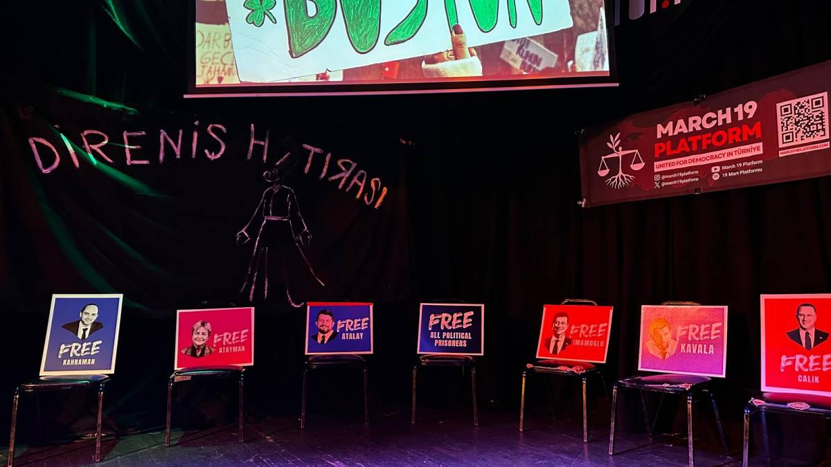 New York’ta ‘Yalnız Değilsiniz’ protestosu