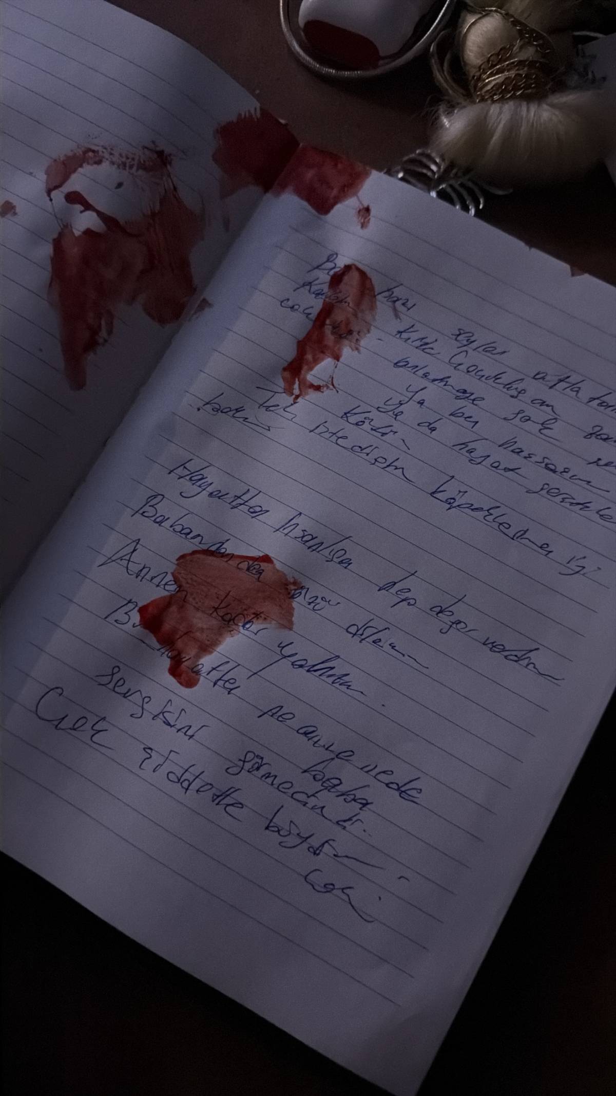 Ayşegül Eraslan intihar mı etti?