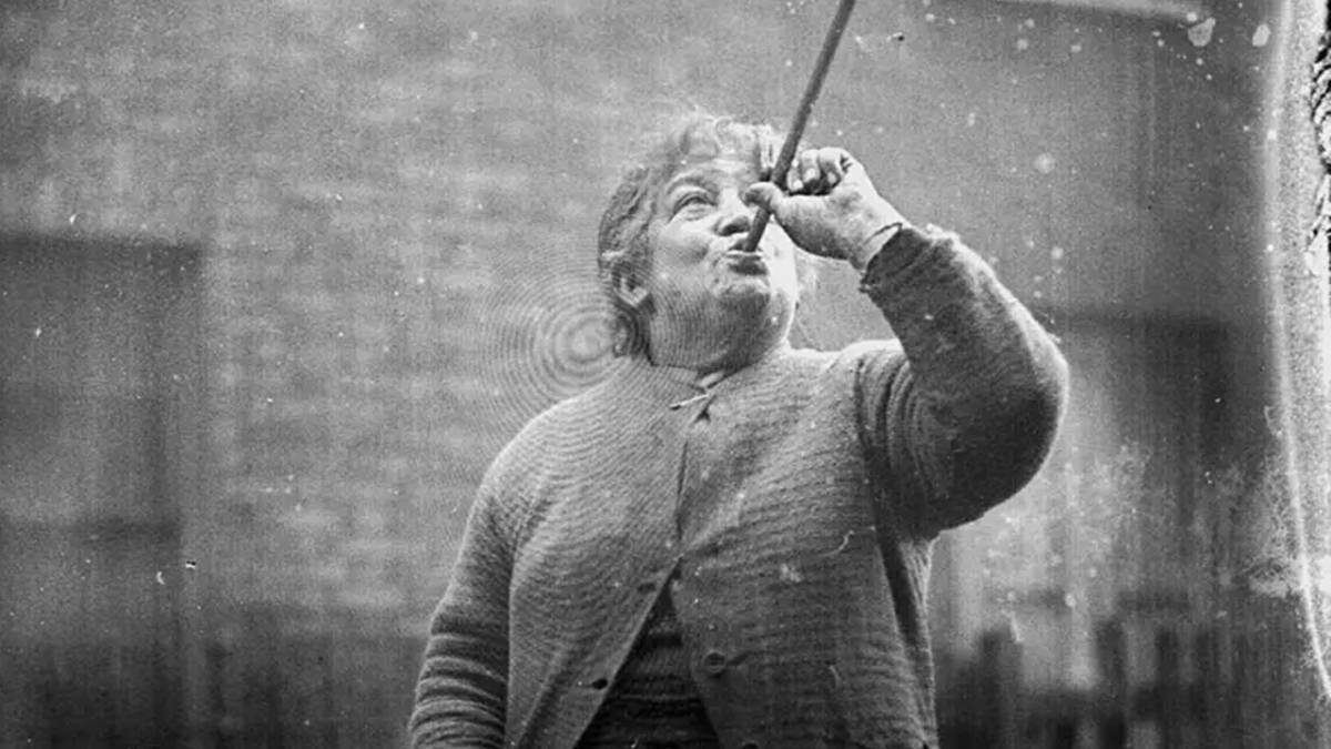 Alarm olmadan uyanmak mümkün mü? Tarihin en yaratıcı uyandırma yöntemleri