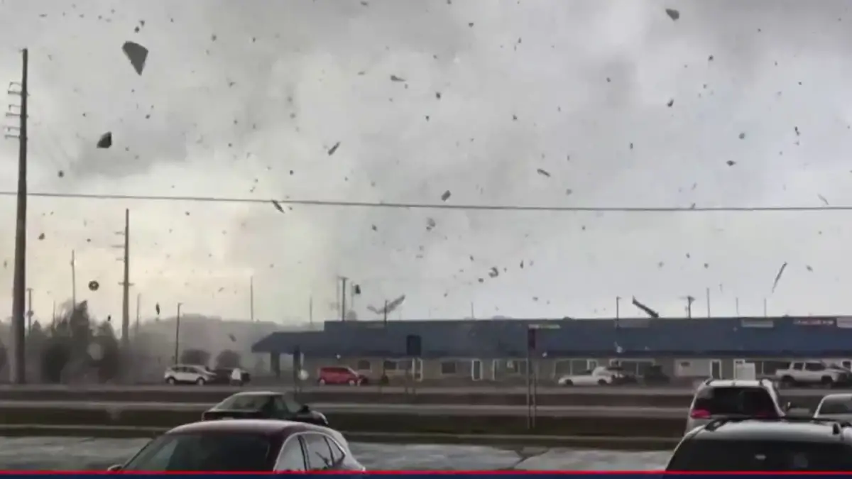 Michigan’da tornado felaketi: Ölü ve yaralılar var