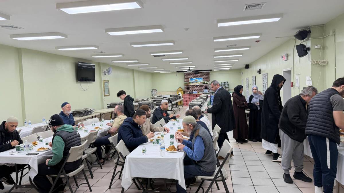 Paterson Ulu Camii’nde her gün iftar ve sahur