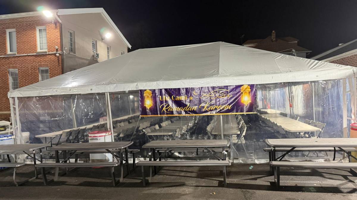 Paterson Ulu Camii’nde her gün iftar ve sahur