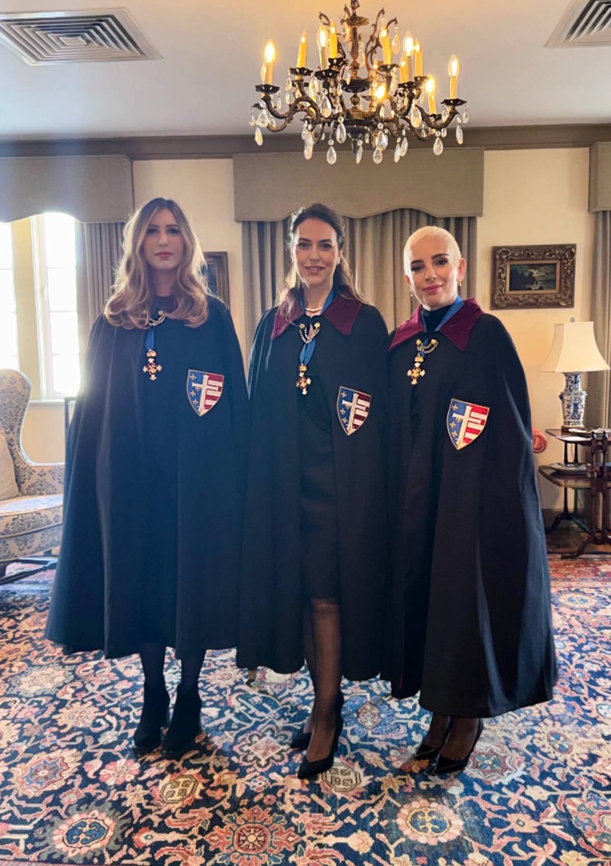 Yelda Erçiro, Nevra Atik, Alara Atik (Sağdan Sola)