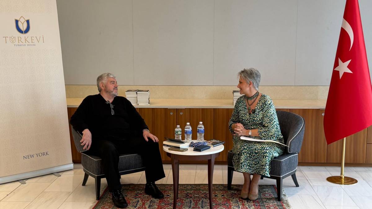 Ali Beba New York’ta okurlarıyla buluştu