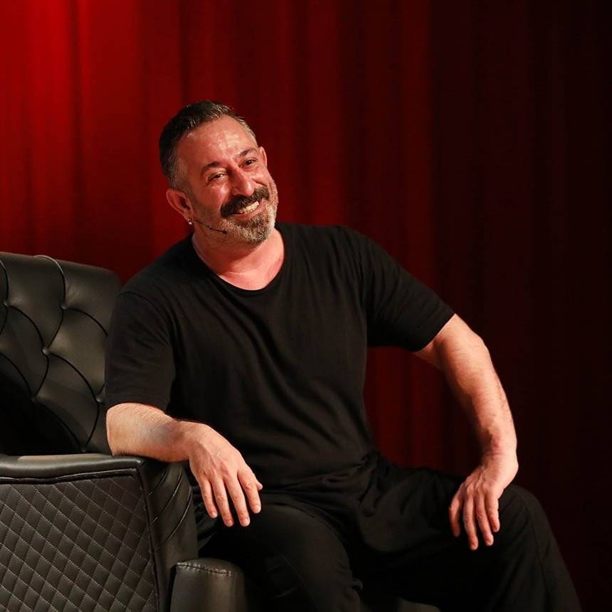 Cem Yılmaz’ın ABD vizesi reddedildi mi?