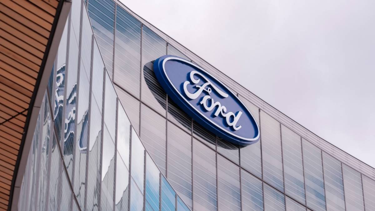 Otomotiv devinden flaş karar: 1,4 milyon aracı geri çağrıldı