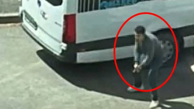 İsrail Başkonsolosluğu önünde silah sesleri