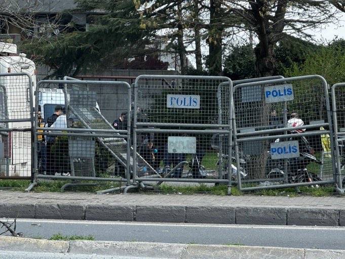 İsrail Başkonsolosluğu önünde silah sesleri