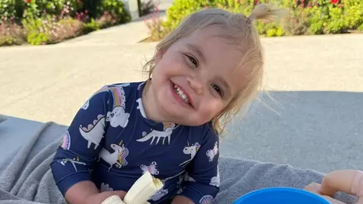 2 yaşındaki çocuğun kaşları gerçeği ortaya çıkardı! Minik Leni'ye yıkıcı teşhis konuldu