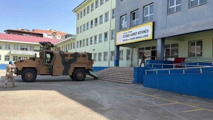 Şanlıurfa’da lisede silahlı saldırı