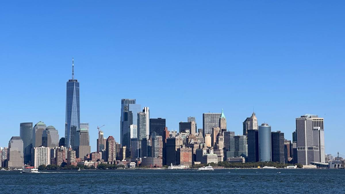 Özgürlük Heykeli’nin tacına zorlu yolculuk: 195 basamak, nefes kesen manzara