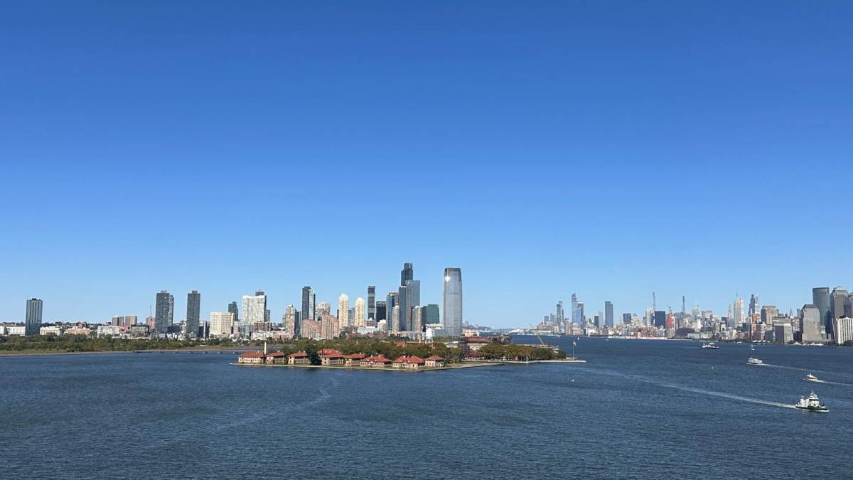 Özgürlük Heykeli’nin tacına zorlu yolculuk: 195 basamak, nefes kesen manzara