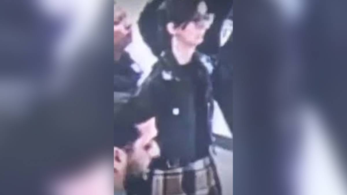 Lise öğrencisi olarak kayıt yaptırdı, gerçek sonradan ortaya çıktı!