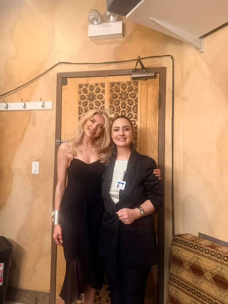 Rafet El Roman Chicago’da sahne aldı